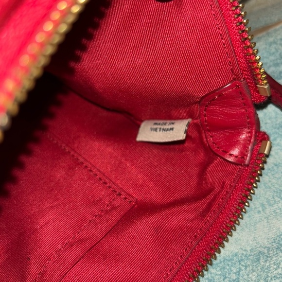 Coach red crossbody bag with matching insert pouch - Picture 16 of 16